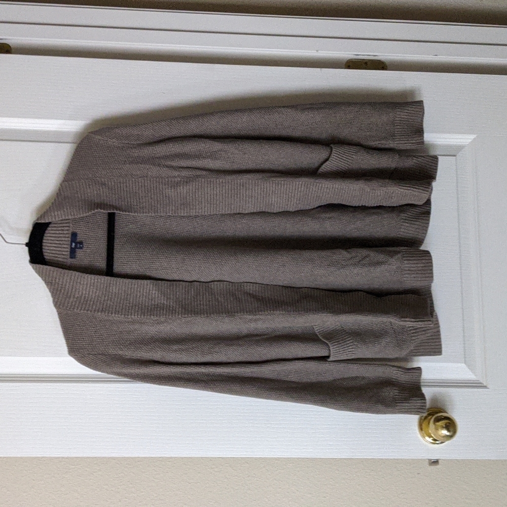 Gap cardigan